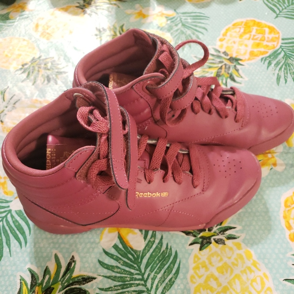 Girls Reebok - Picture 2 of 4